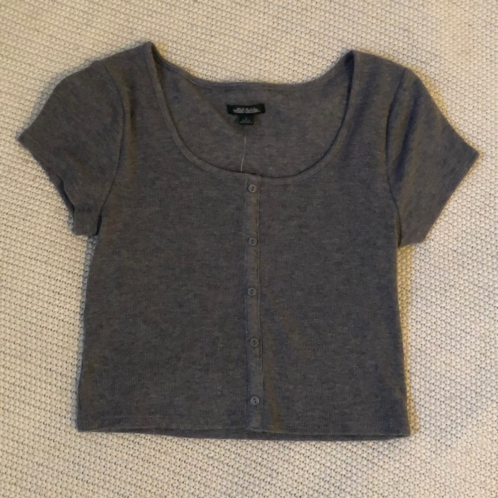 Light grey tee